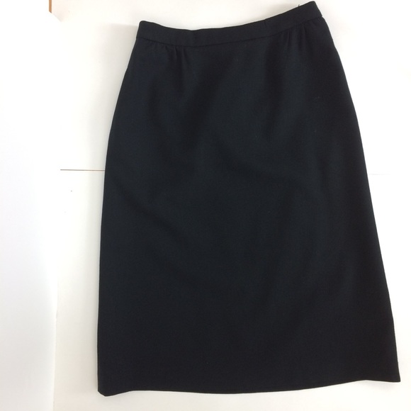 Vintage Dresses & Skirts - 80’s Vintage black skirt lined